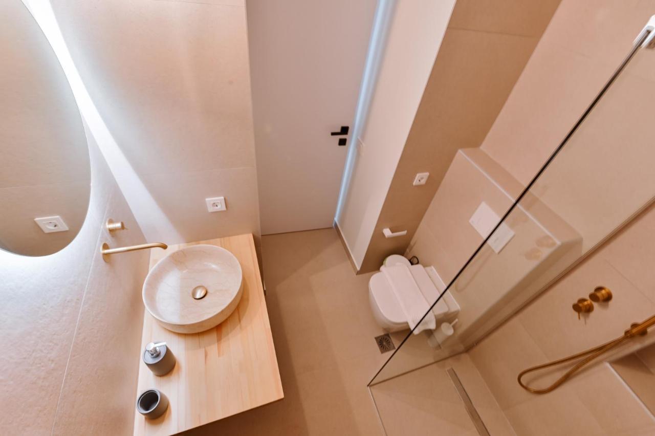 Melior Luxury Villa